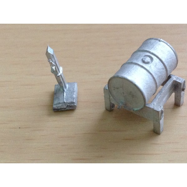 Oil Drum and stand OO