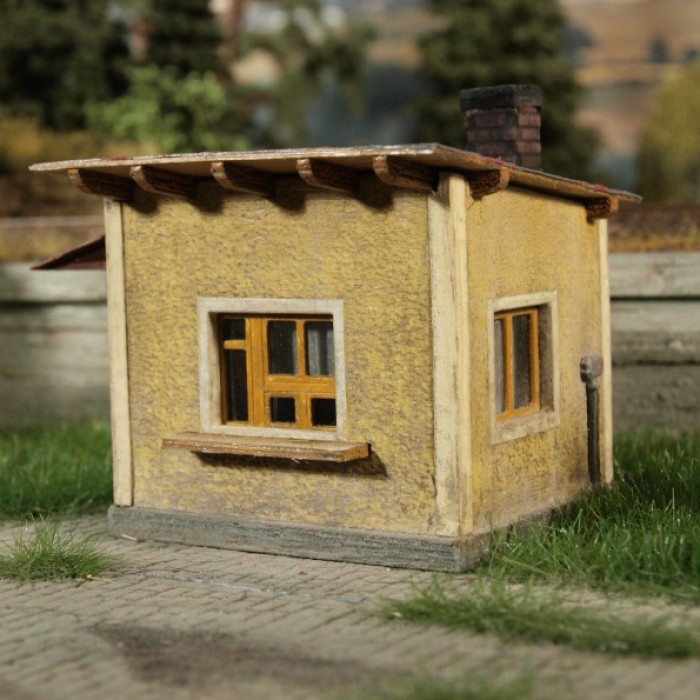 Gate house OO