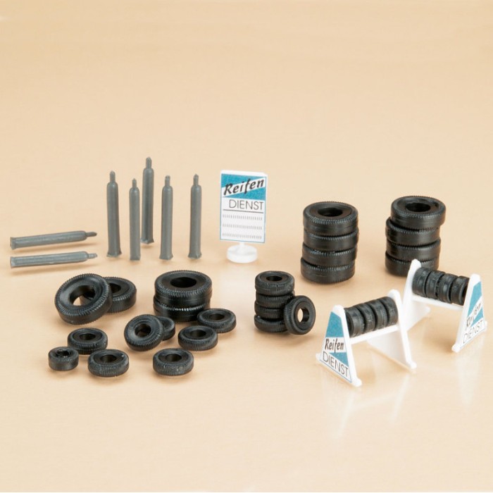 Tyres and stands OO / TT Tyres and stands OO / TT