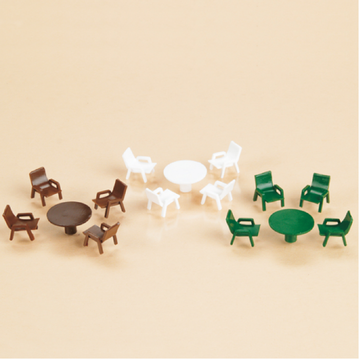 Garden Tables and Chairs OO / TT Auhagen 42647