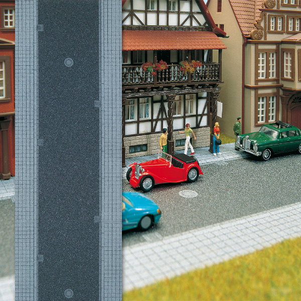 Road with pavements 64mm wide OO Busch 6038
