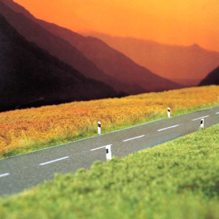 Road N gauge with White Lines Busch 7087 Road N gauge with White Lines Busch 7087