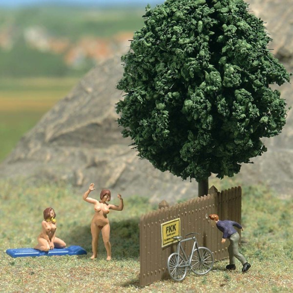 Peephole Scene OO Busch 7669