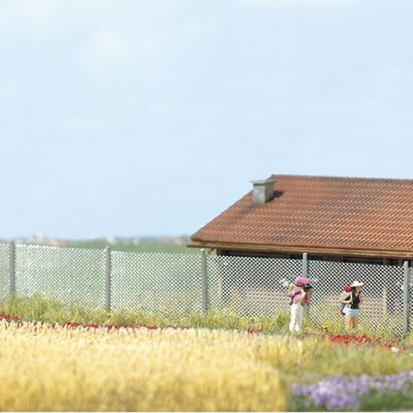 Chain Link Fence N and TT gauge Busch 8117