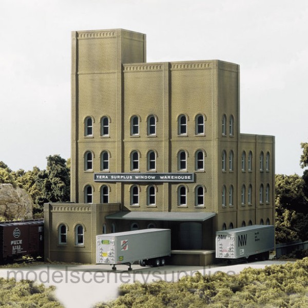 Industrial Factory Building 371mm tall OO