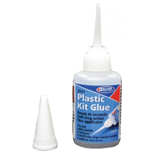 Plastic Kit Glue Deluxe AD70