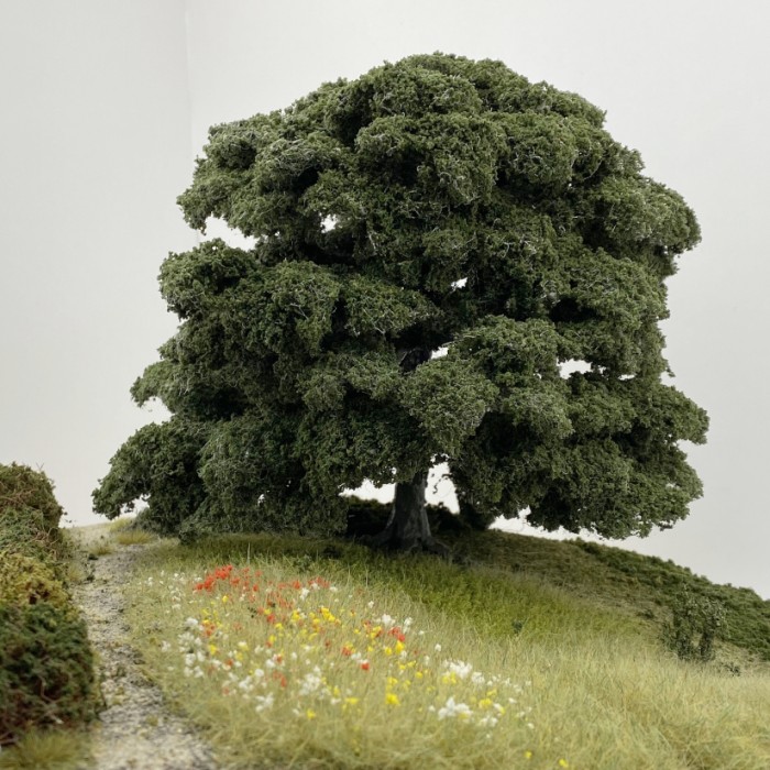 English Oak Tree Wire Armature 190mm tall English Oak Tree Wire Armature 190mm tall