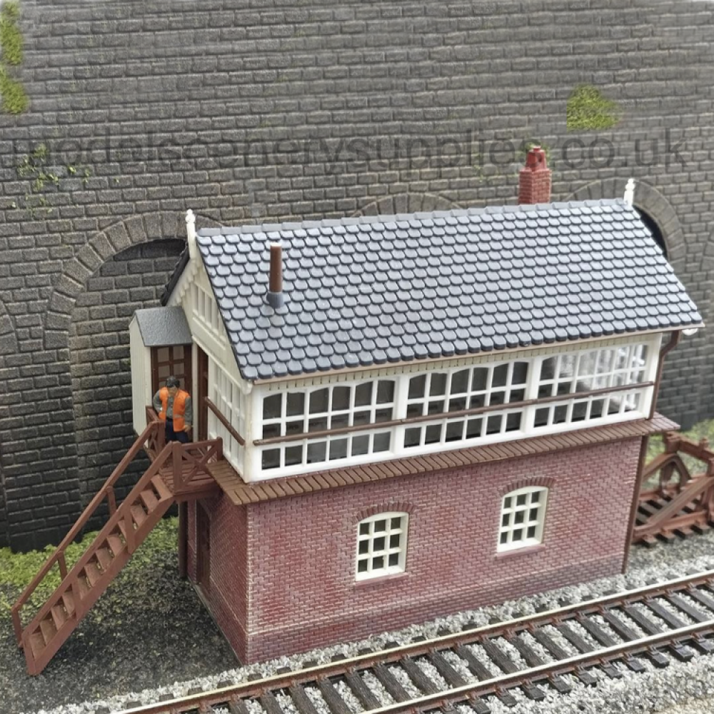 Model TEIGNMOUTH SIGNAL BOX GM481
