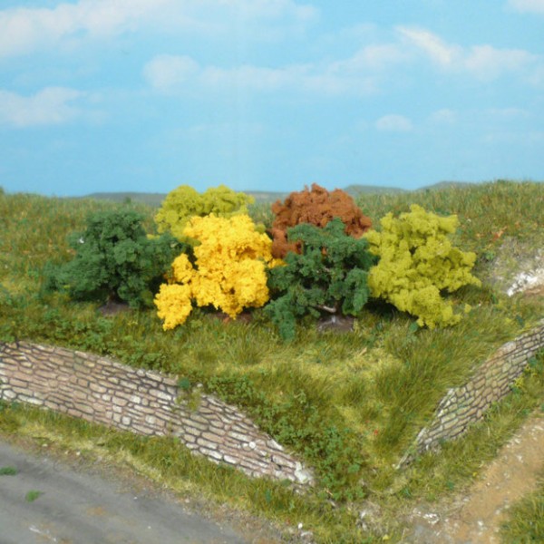 Bushes or Trees Assorted Colour 35mm Tall