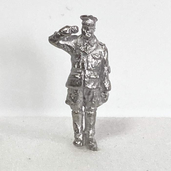 Saluting RAC Officer OO Saluting RAC Officer OO