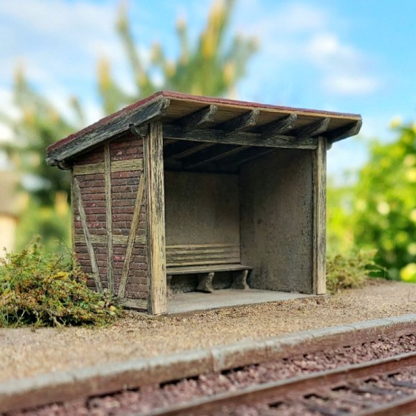 Shelter for Passengers N gauge