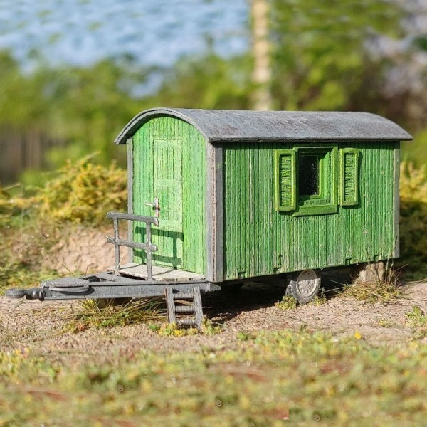 Shepherds Hut Old Wooden Caravan  N gauge