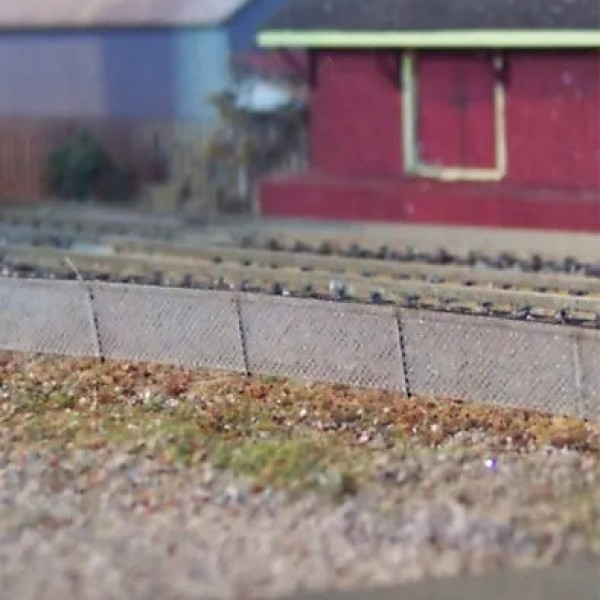 Chain Link Fence Kit N gauge OMK 3071