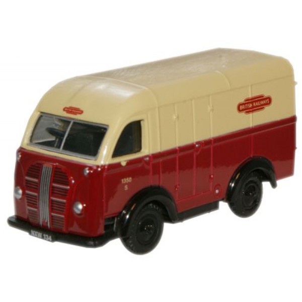 Austin 3 way van British Rail OO