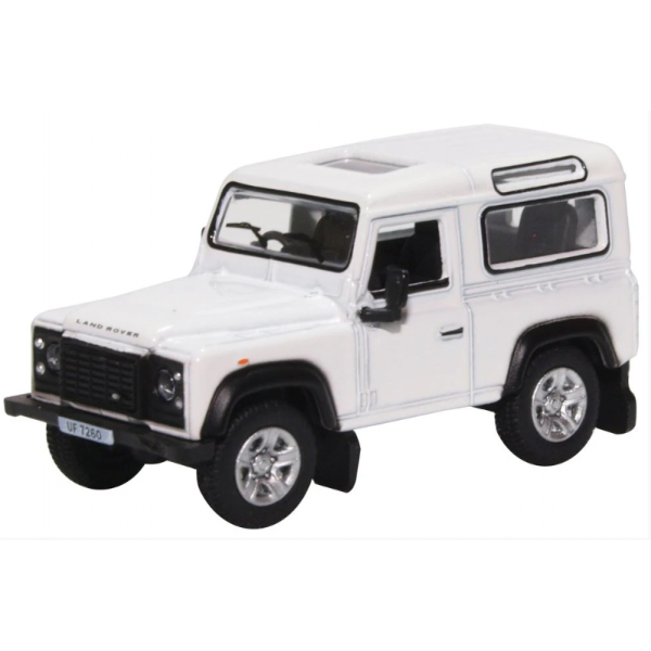  Land Rover Defender 90 Station Wagon White OO