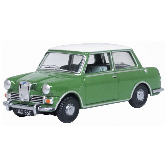 Riley Elf Mk III Green/White OO Riley Elf Mk III Green/White OO
