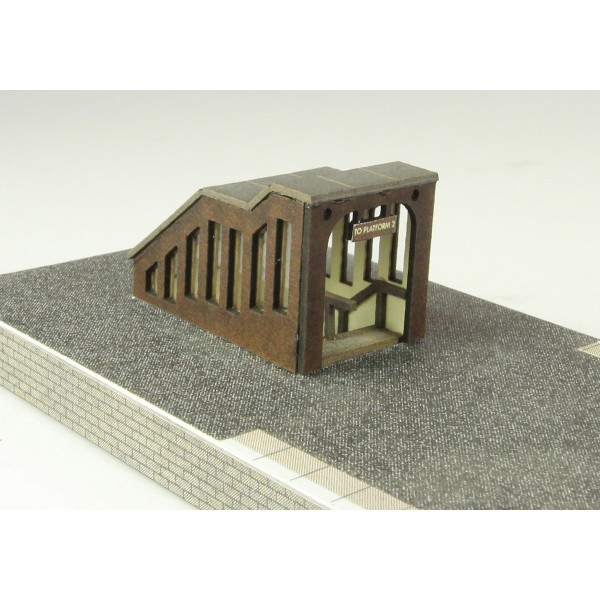 Platform Underpass stairway Metcalfe PN816 N gauge