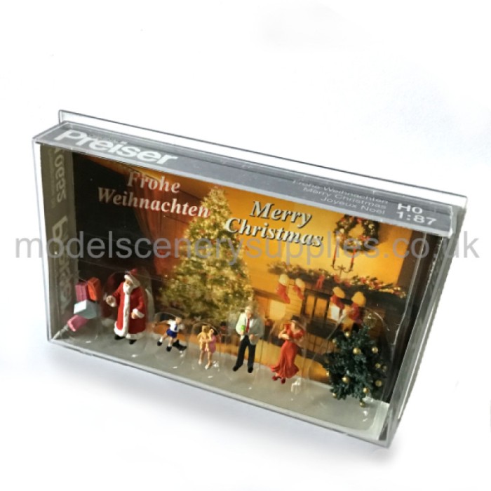 Christmas Scene OO Preiser 10652 Christmas Scene OO Preiser 10652