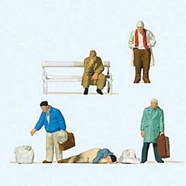 People at the The Railway Station OO Preiser 14119