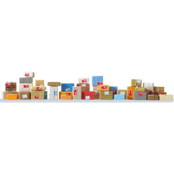 Parcels with shipping labels OO Preiser 17703