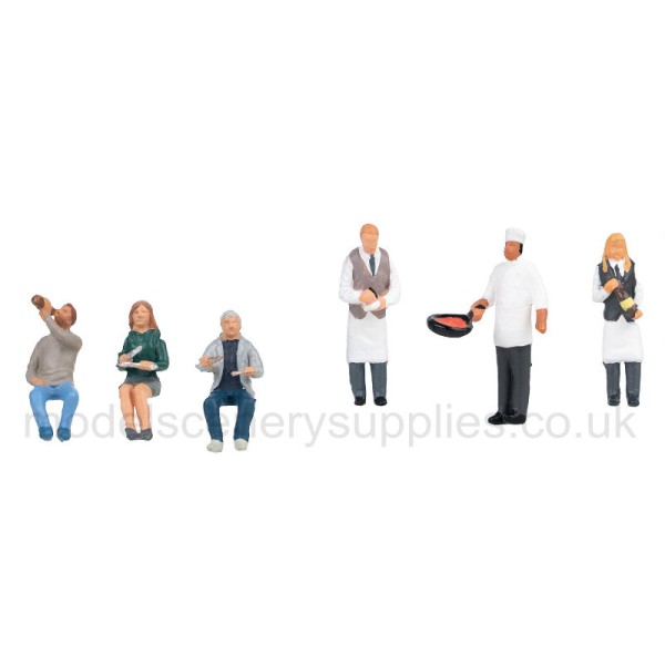 Restaurant Diners and Waiters OO Faller151704