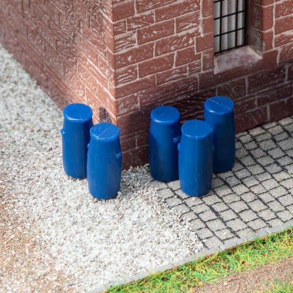Plastic Barrels OO