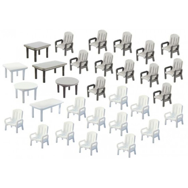 Garden Chairs and Tables N gauge