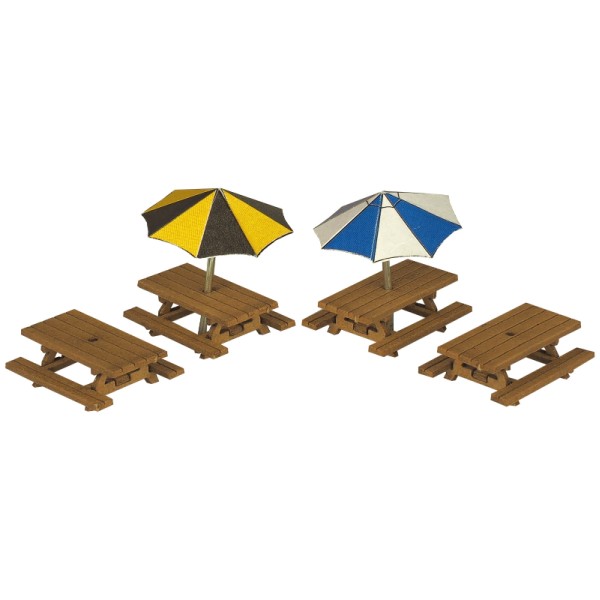 Picnic Tables  N gauge PN810