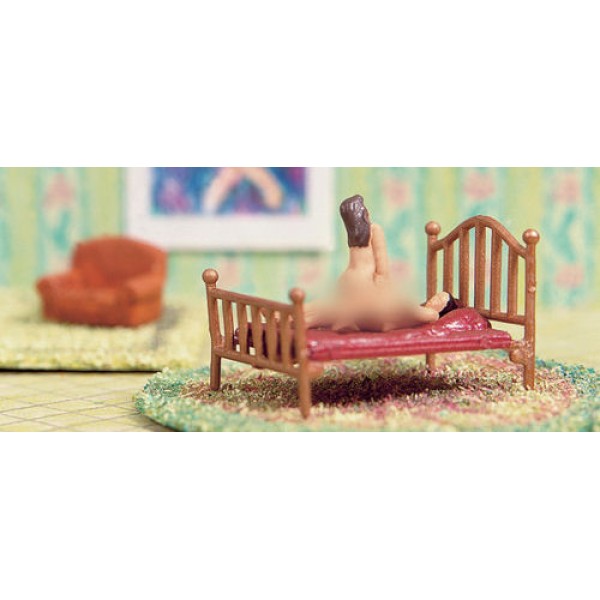 Sexy Scenes Lovers in Action, on the bed N gauge