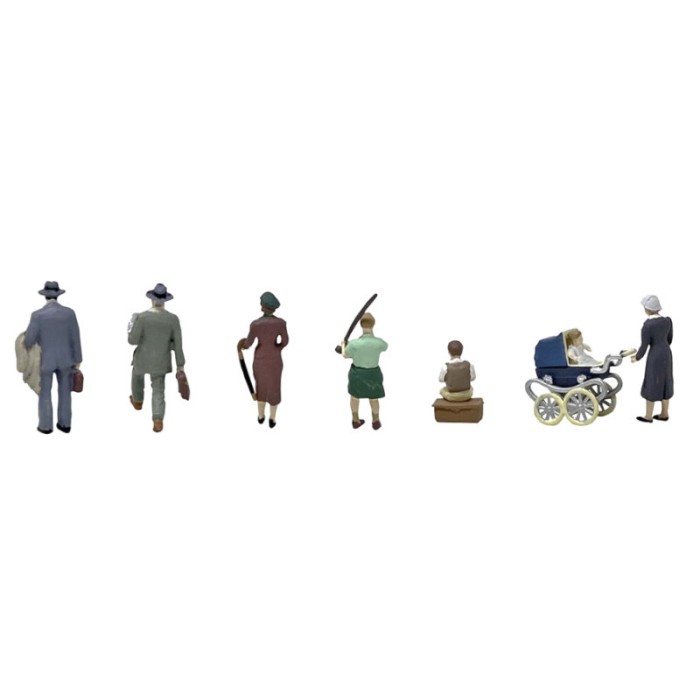 Post-War Figures Set B including Woman with Pram OO Scenecraft 36-442 Post-War Figures Set B including Woman with Pram OO Scenecraft 36-442