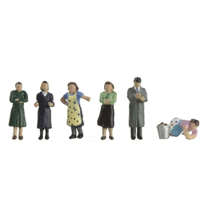 Suburban Street Scene Figures N gauge 379-319