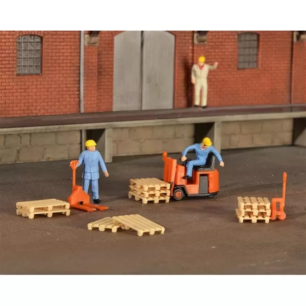 Pallet-lift Forklift and Pallets OO