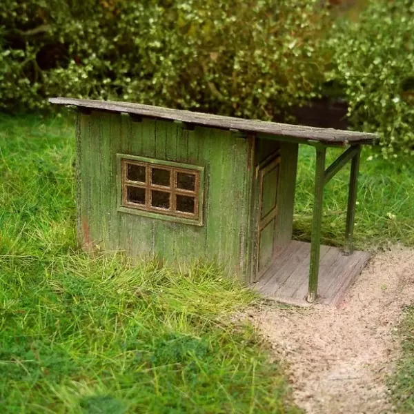 Garden Shed with Veranda N gauge Model Scene 96517