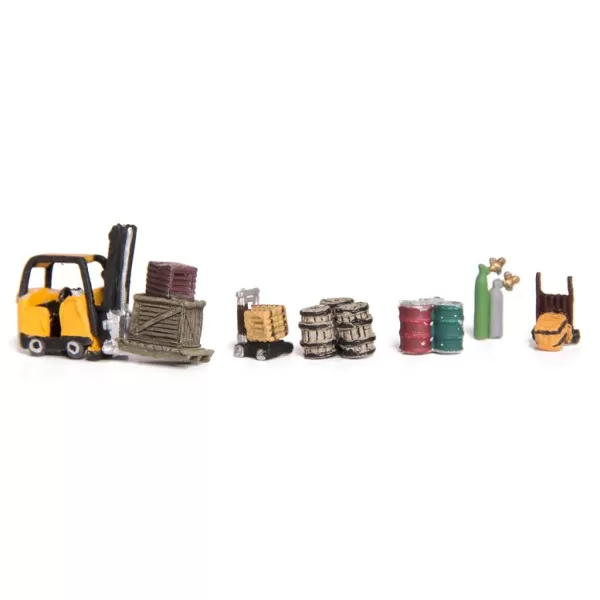 Forklift Barrels Crates Dock and Warehouse Detail N gauge A2208