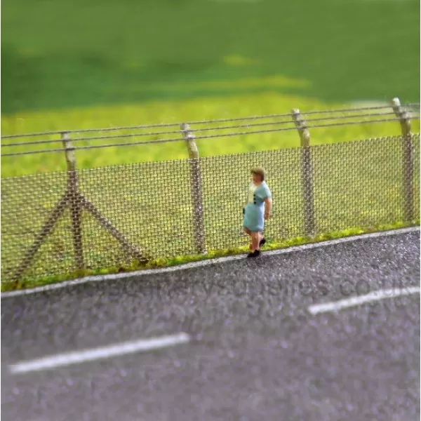 Chain Link Security Fencing Kit - N scale Ancorton