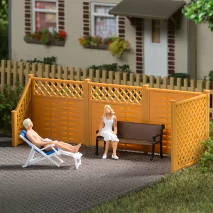 Garden Fence panels OO