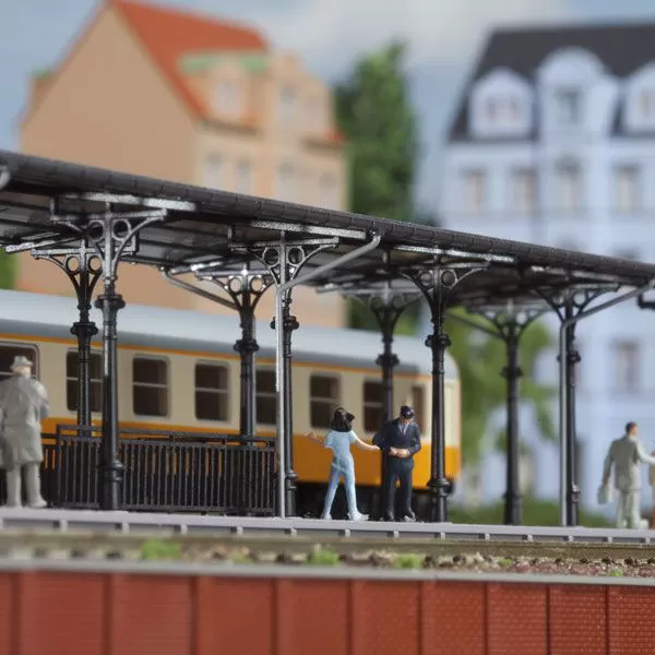 Station Platform and Canopy N gauge