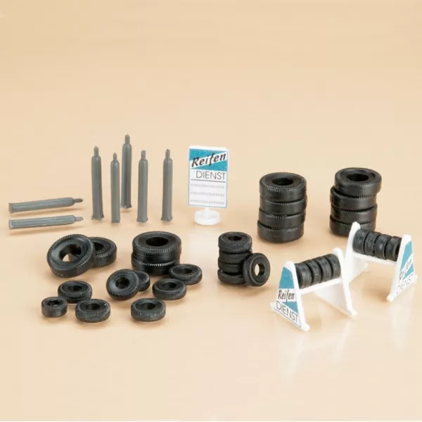 Tyres and stands OO / TT