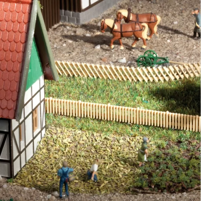 Cross M&GN and Picket Wooden Fencing N