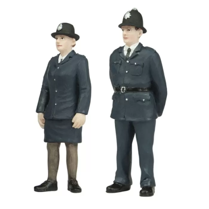 Policeman and Policewoman G Scale 22-189