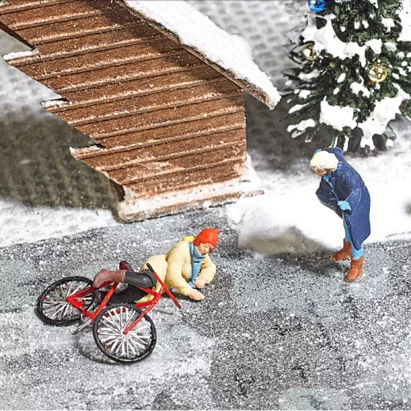 Bicycle Ride Slipped On The Ice OO