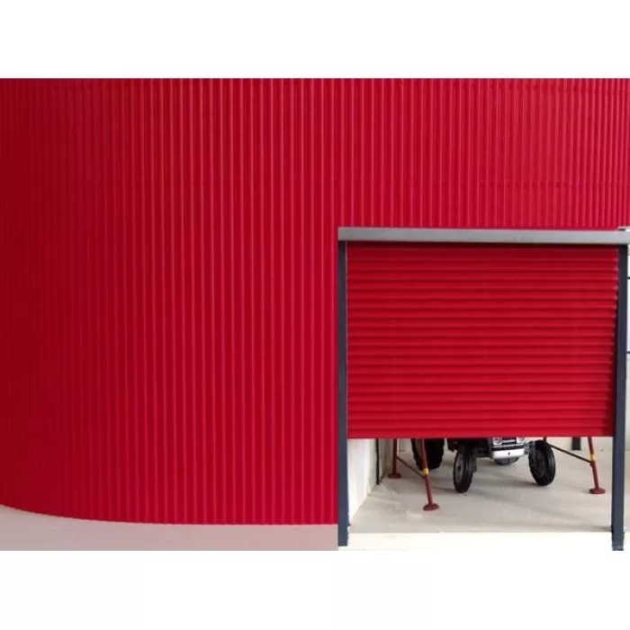 Corrugated Card Red 1:32