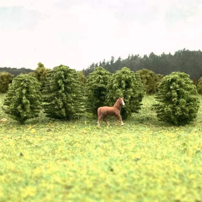 Small Scale Deciduous Trees 26mm tall 10 pack Z gauge