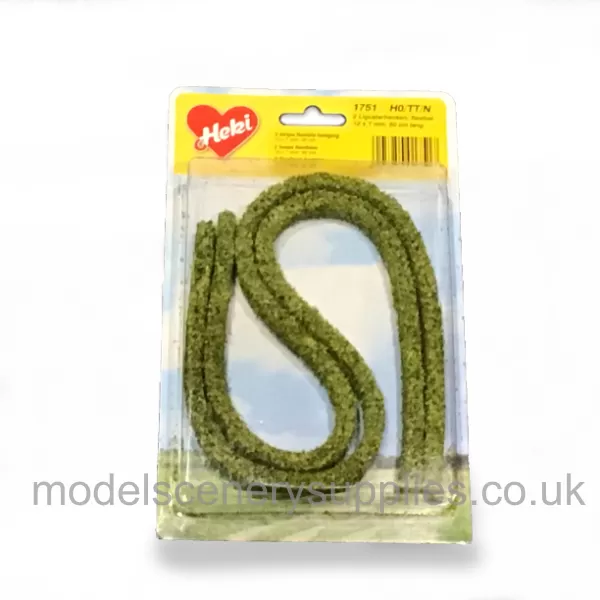 Model Hedge Light Green Privet or Thuja Hedge LOW