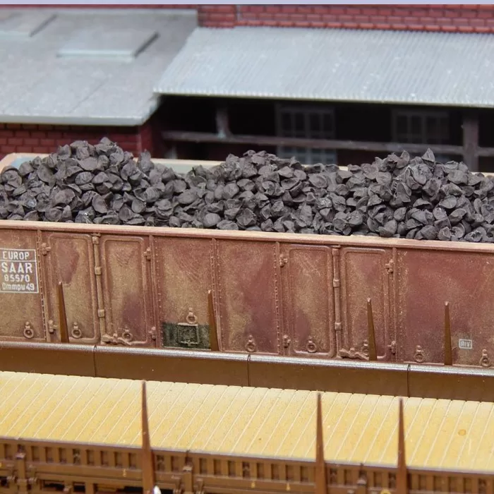 Coal 'Brown' OO From Juweela