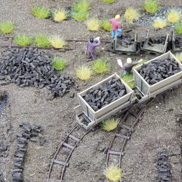 Sods of Peat  OO 1:87 