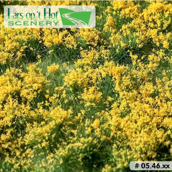Flower Tufts Yellow Lars op 't Hof Scenery