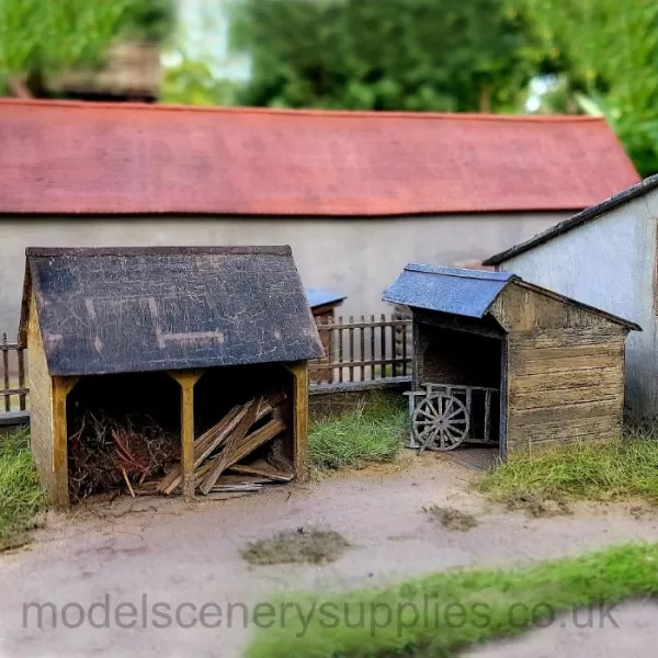 Open Wooden Sheds x 2  Pk2 N gauge