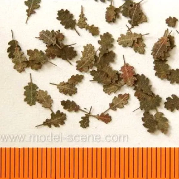 Scale Model Oak Leaves 1:45 Brown