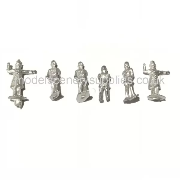 Policemen British Bobby on the beat, N gauge